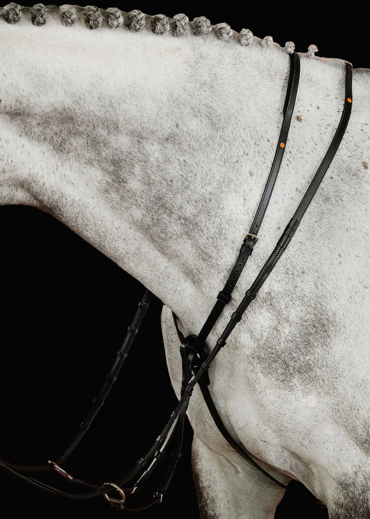 MARTINGALE No. 72 | BLACK
