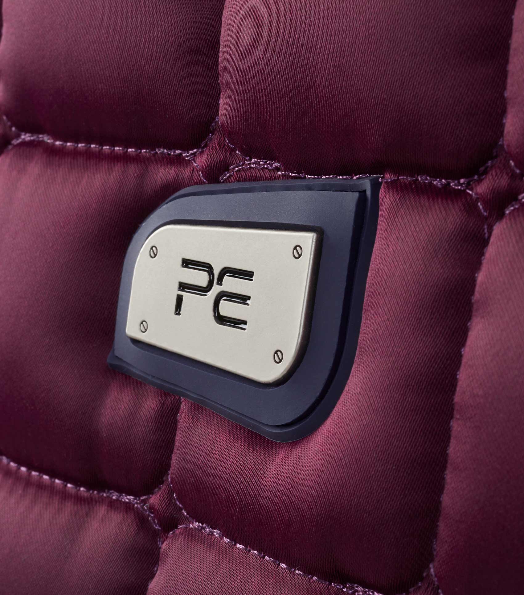 Description:Armada Close Contact Dressage Square_Colour:Wine_Position:6