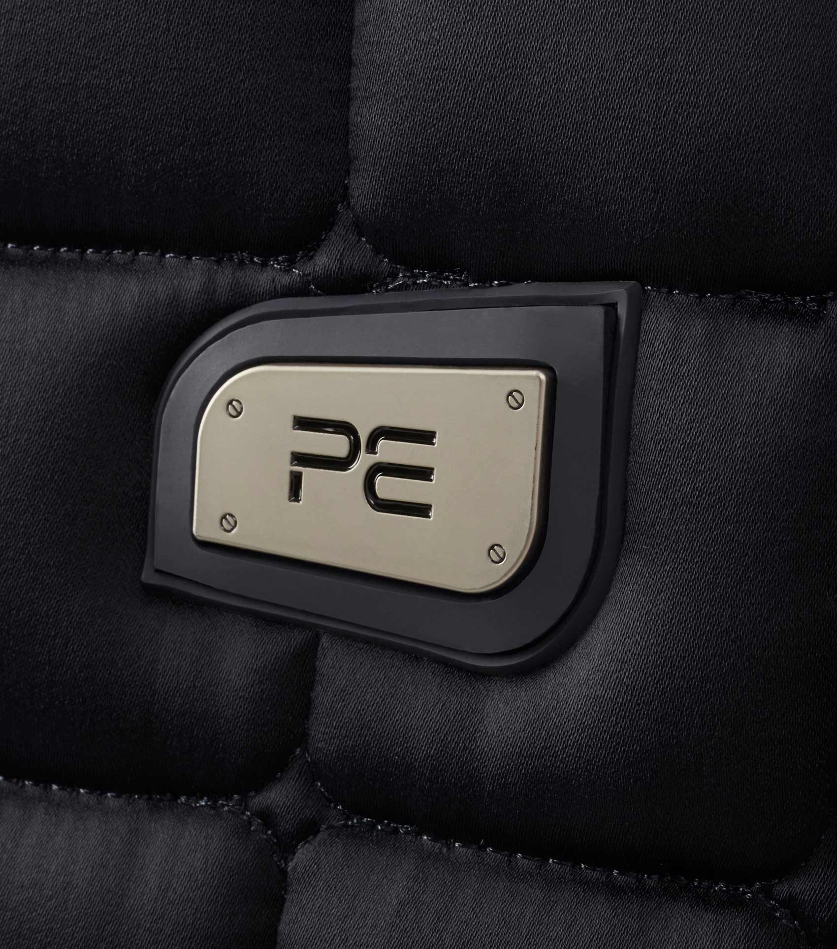 Description:Armada Close Contact Dressage Square_Colour:Black_Position:6