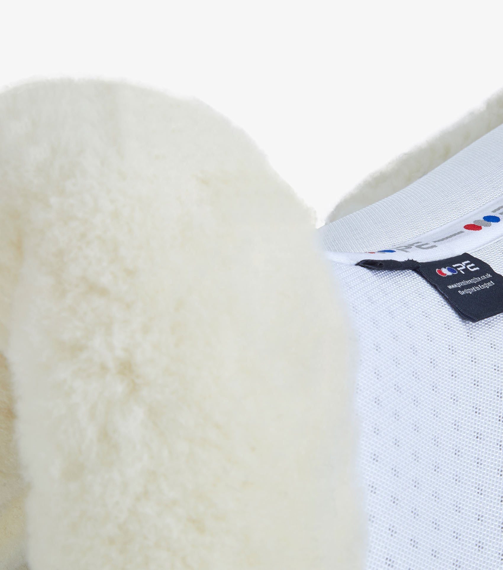 Description:Close Contact Airtechnology Shockproof Wool European Saddle Pad - Dressage Square_Colour:White/Natural Wool_Position:2