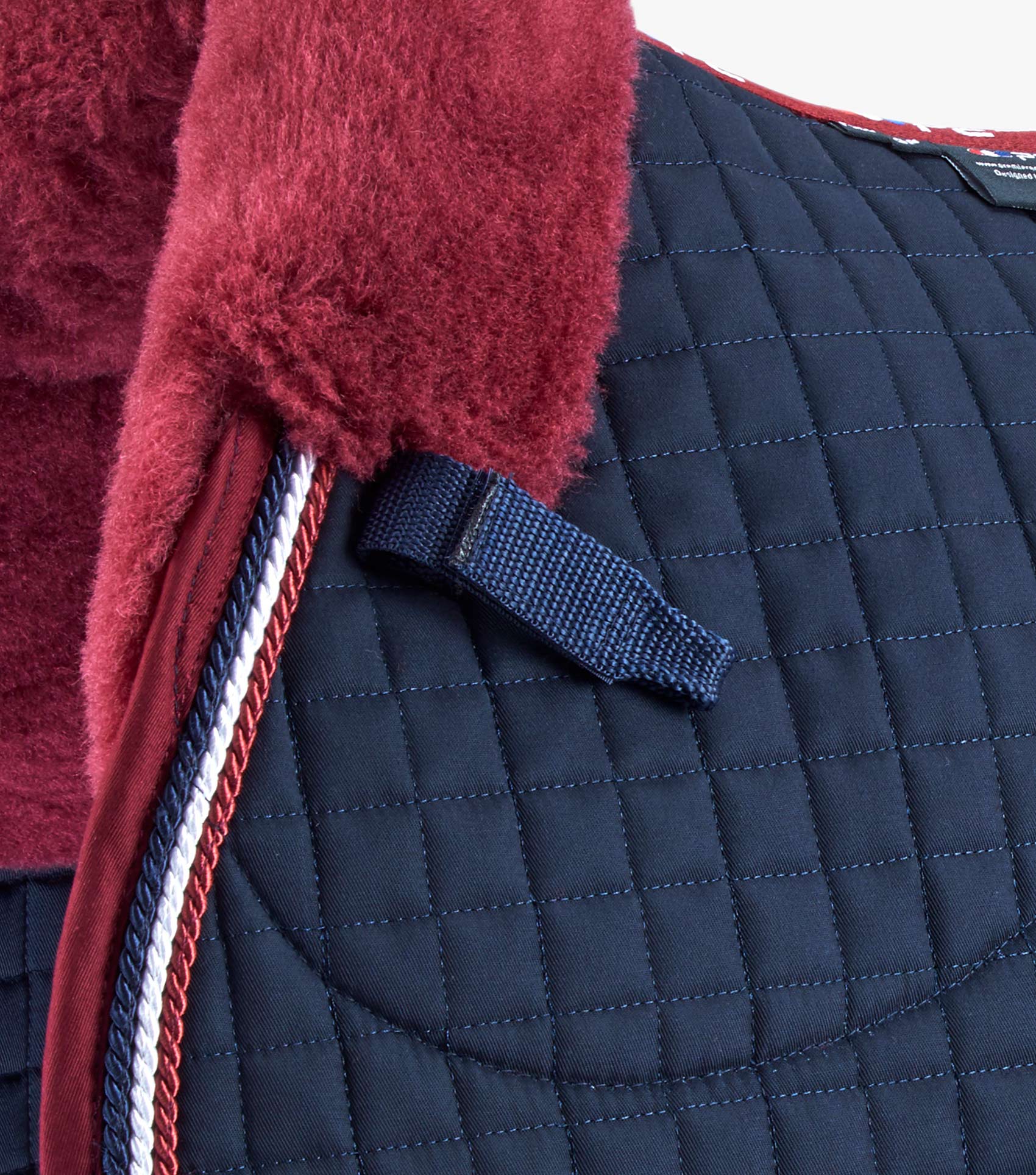 Description:Close Contact Merino Wool European Saddle Pad - GP/Jump Square_Colour:Navy/Burgundy Wool_Position:4