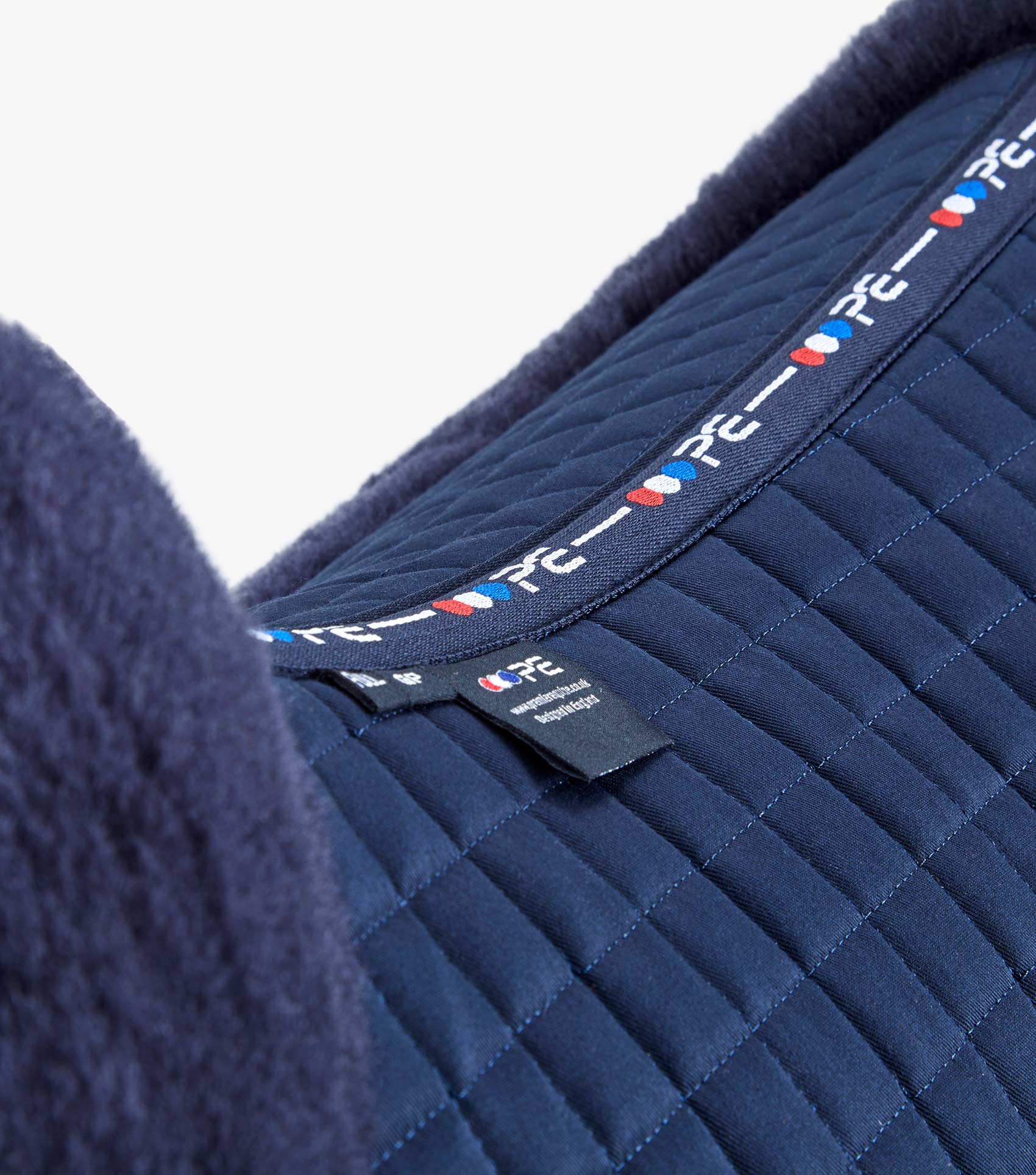 Description:Close Contact Merino Wool European Saddle Pad - GP/Jump Square_Colour:Navy/Navy Wool_Position:2