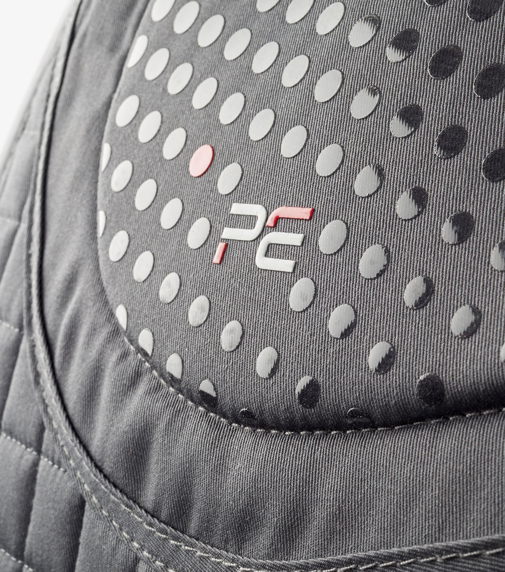 Description:Close Contact Tech Grip Pro Anti-Slip Saddle Pad - GP/Jump Square_Colour:Grey_Position:2