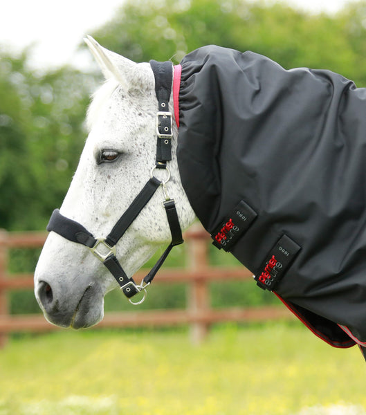 Description:Titan 100 Turnout Rug Neck Covers (100g & 200g Fill)_Color:Black_Position:1